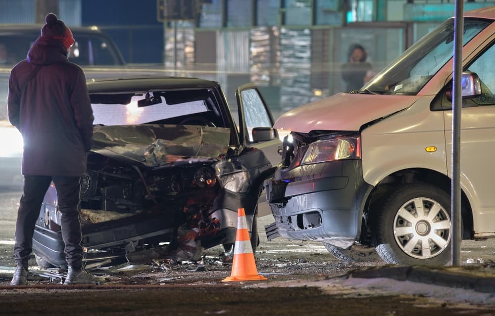 Collision Between Two Cars in Night